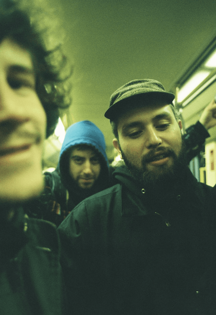 Nick Hakim on train